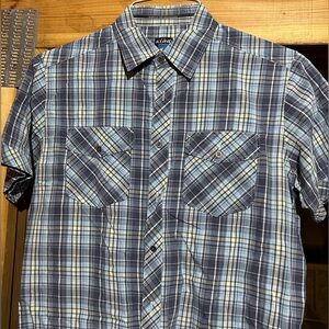 Kühl men’s M blue/white/pale yellow plaid button down casual shirt. Like New